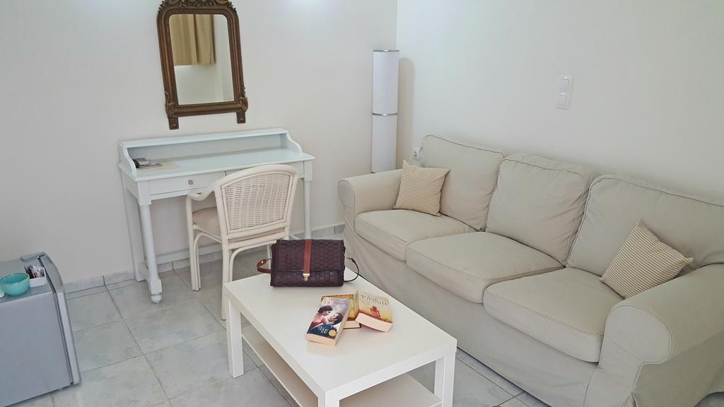 Filoxenia Beach Hotel Rethymno  Bagian luar foto