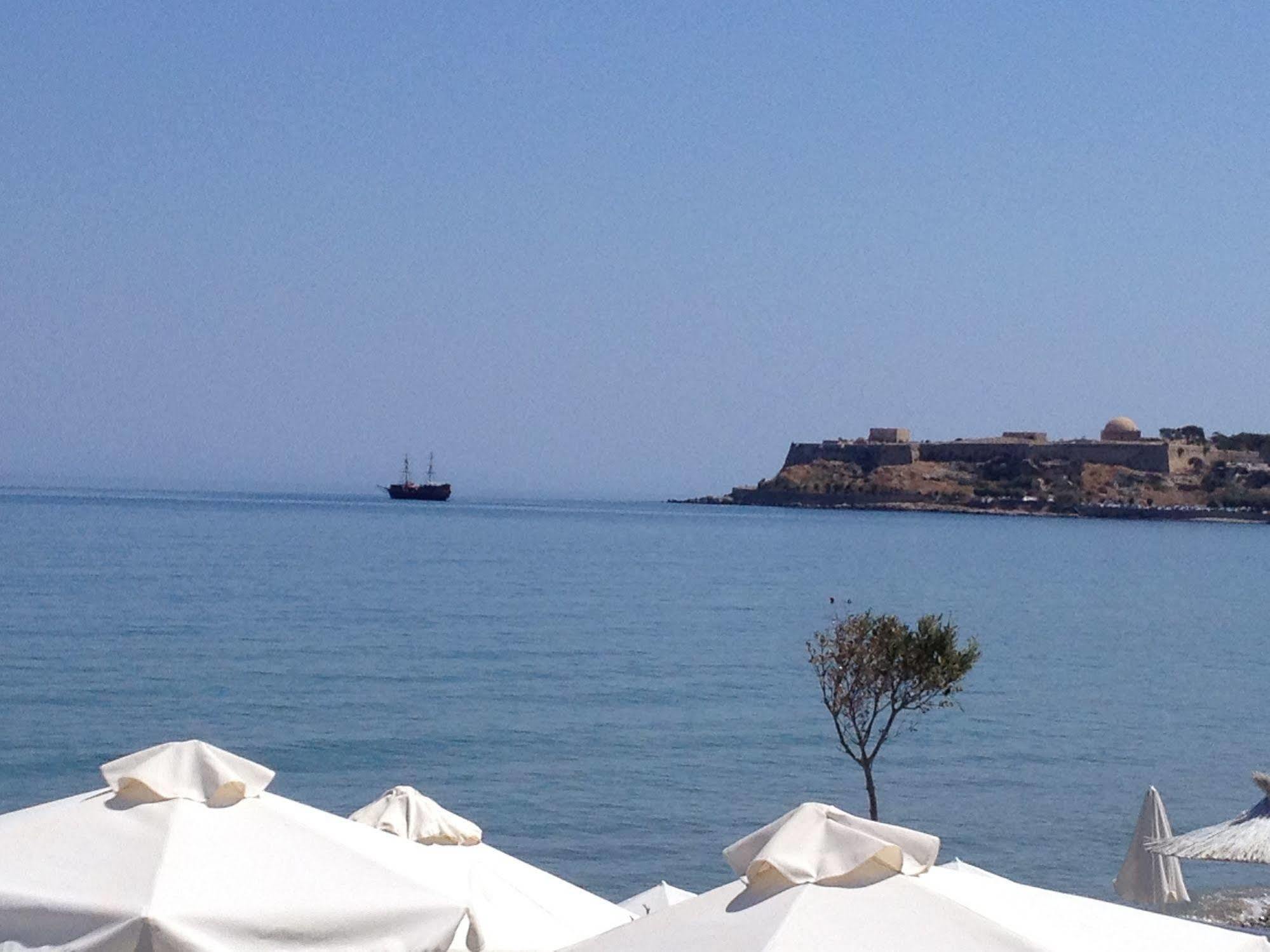 Filoxenia Beach Hotel Rethymno  Bagian luar foto